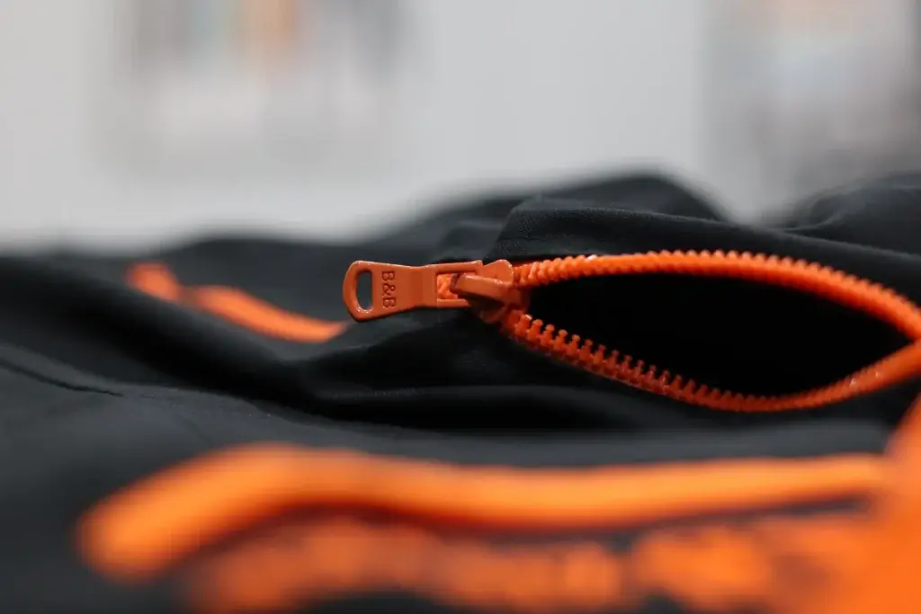 Slider Custom dari B&B: Solusi Premium untuk Brand Fashion Modern